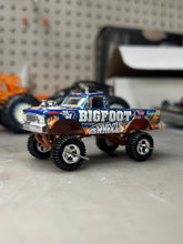 Load image into Gallery viewer, Big Foot Monster Truck 4x4 Conversion Base