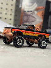 Load image into Gallery viewer, 83 Silverado PreRunner Lift Kit Base/Interior Combo