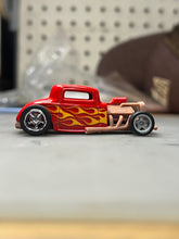 Load image into Gallery viewer, 32 Coupe Revamped V2 Lowered Base/Interior/Engine - NEW CASTING