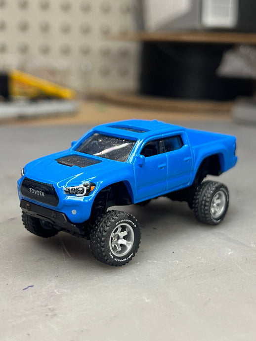 Tacoma Lifted Base & Interior Combo v2