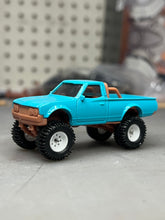 Load image into Gallery viewer, Datsun 620 Mini Stomper Lifted Base / Interior