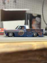 Load image into Gallery viewer, M2 75 Silverado Utility Bee Lowered Base M2-006