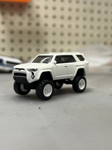 4Runner Lifted Base & Interior - Matchbox Casting