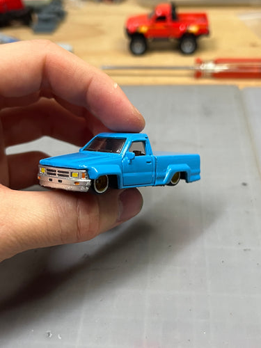 87 Toyota Lowered base/bed/interior