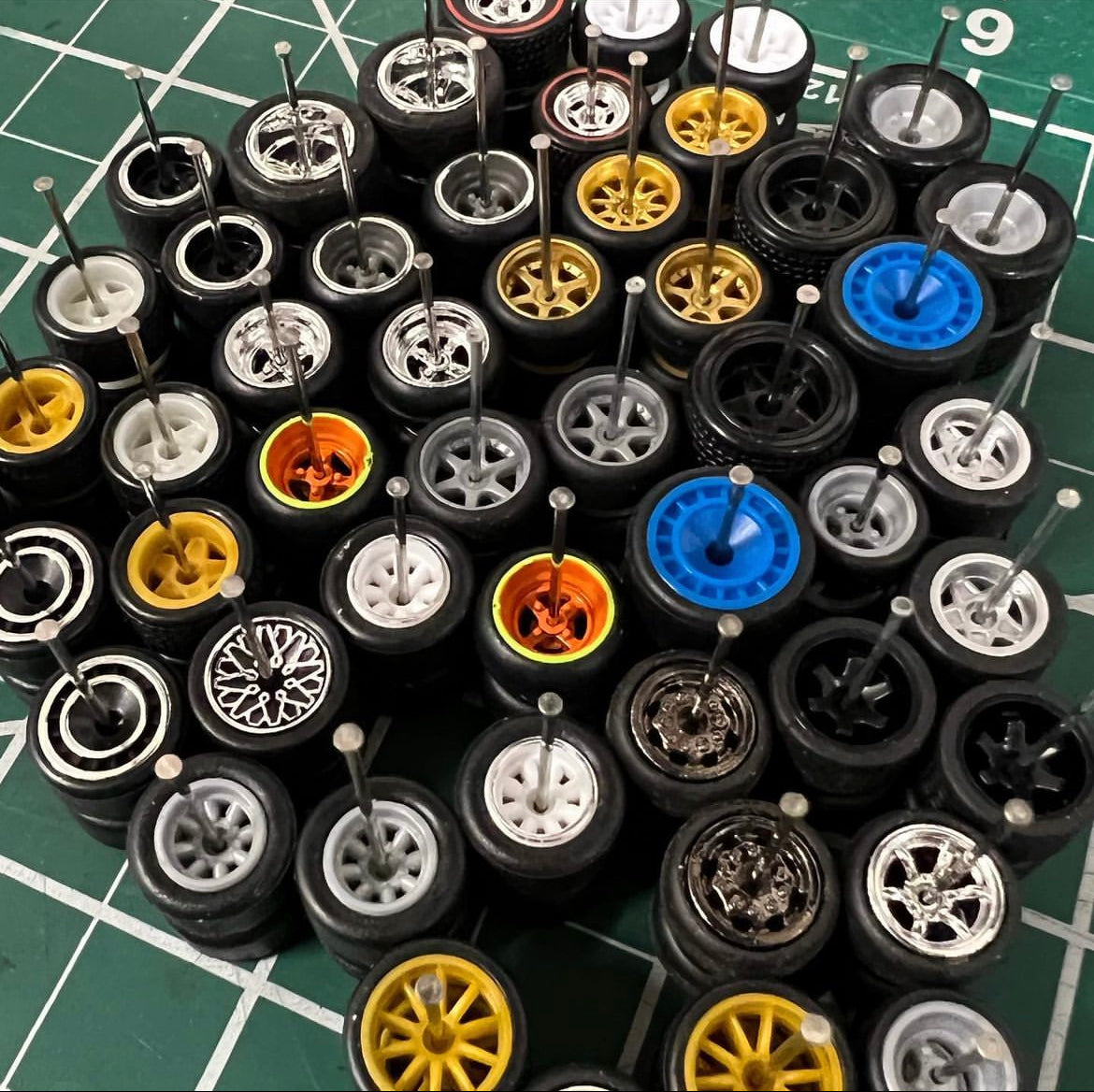 Half Random Wheel Set – Hhwcustoms